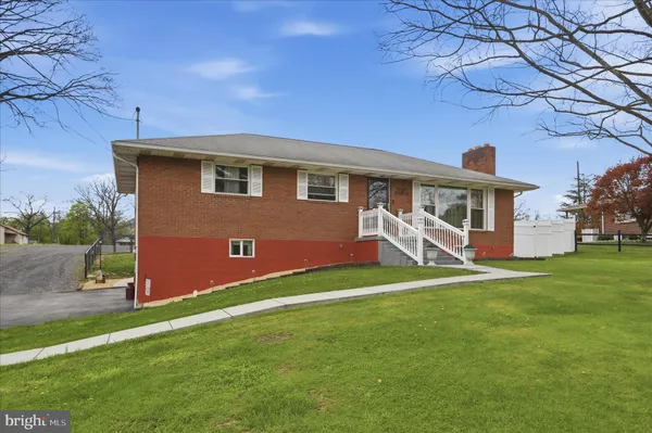 $325,000 | 14704 Main Street, Cresaptown, MD 21502