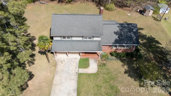 $285,000 | 300 Carlisle Avenue, Winnsboro, SC 29180