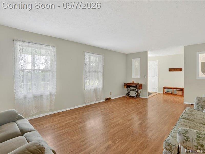 5081 Vines Road Howell, MI 48843 - Photo 13 of 77