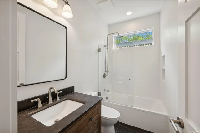 $50,000 | 15 Hillside Lane, East Hampton, NY 11937