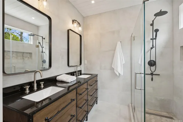 $50,000 | 15 Hillside Lane, East Hampton, NY 11937