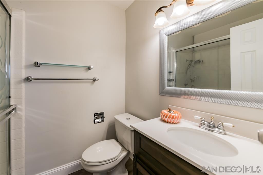 13702 Somerset Road Poway, CA 92064 - Photo 15 of 25