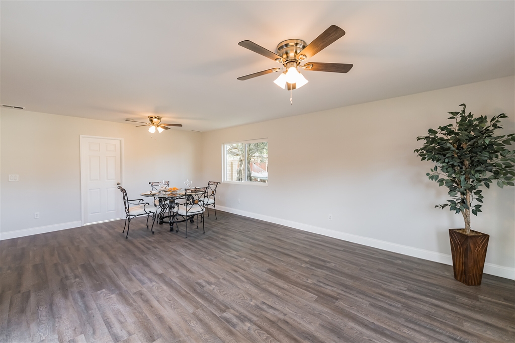13702 Somerset Road Poway, CA 92064 - Photo 10 of 25
