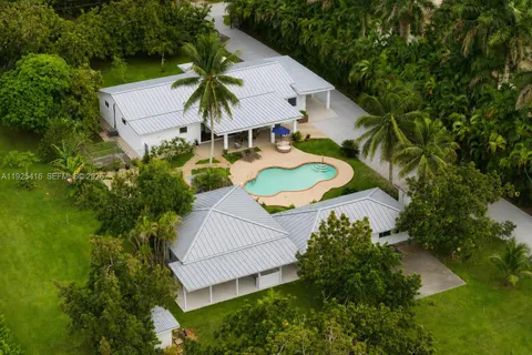 $1,595,000 | 20450 Southwest 198th Avenue, Miami, FL 33187