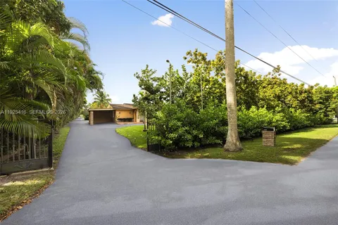 $1,595,000 | 20450 Southwest 198th Avenue, Miami, FL 33187