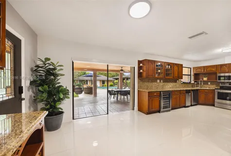 $1,595,000 | 20450 Southwest 198th Avenue, Miami, FL 33187