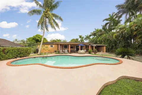 $1,595,000 | 20450 Southwest 198th Avenue, Miami, FL 33187