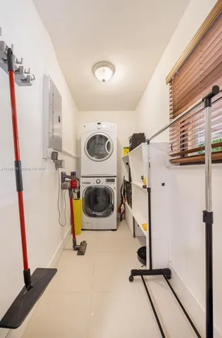 $1,700,000 | 20450 Southwest 198th Avenue, Miami, FL 33187