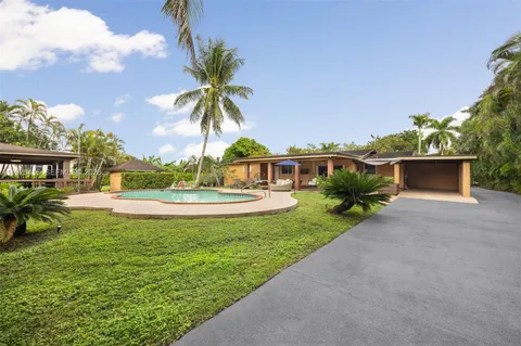$1,595,000 | 20450 Southwest 198th Avenue, Miami, FL 33187