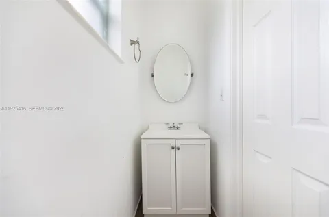 $1,595,000 | 20450 Southwest 198th Avenue, Miami, FL 33187