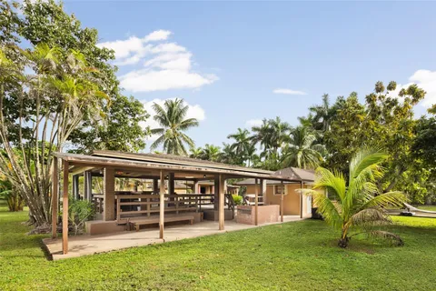 $1,595,000 | 20450 Southwest 198th Avenue, Miami, FL 33187