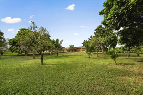 $1,595,000 | 20450 Southwest 198th Avenue, Miami, FL 33187
