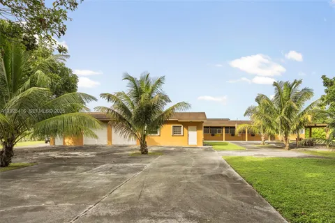 $1,700,000 | 20450 Southwest 198th Avenue, Miami, FL 33187