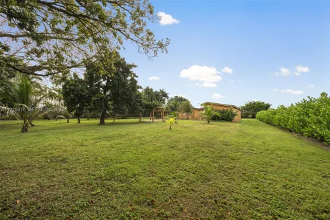 $1,595,000 | 20450 Southwest 198th Avenue, Miami, FL 33187