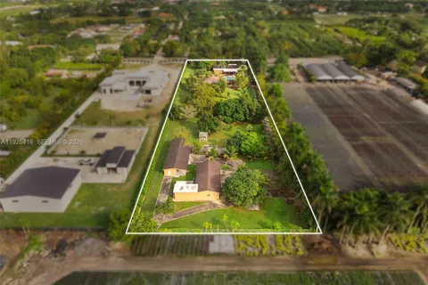 $1,595,000 | 20450 Southwest 198th Avenue, Miami, FL 33187