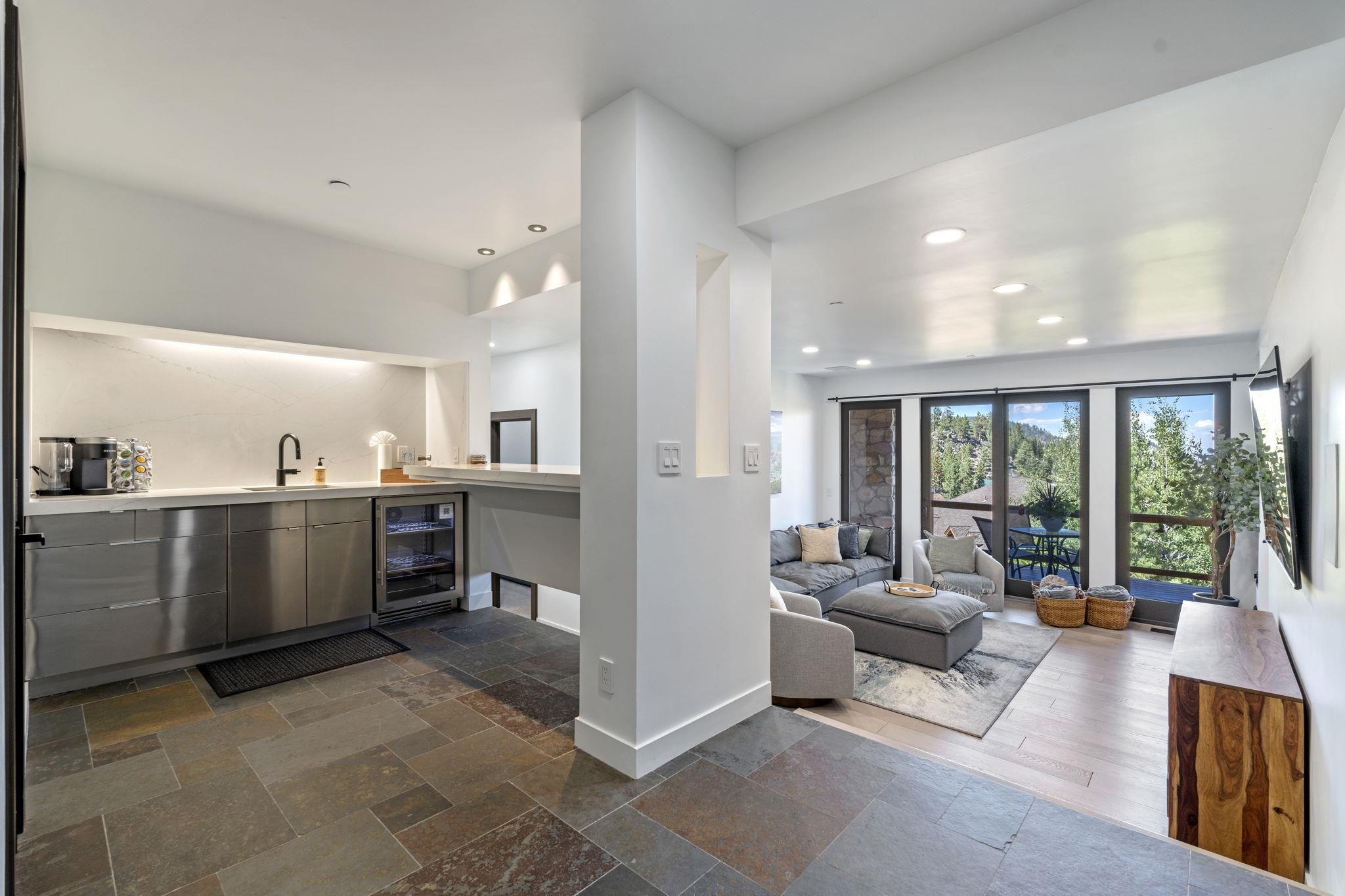 1625 Black Bear Trail Stateline, NV 89449 - Photo 15 of 20 a living room with furniture and a kitchen