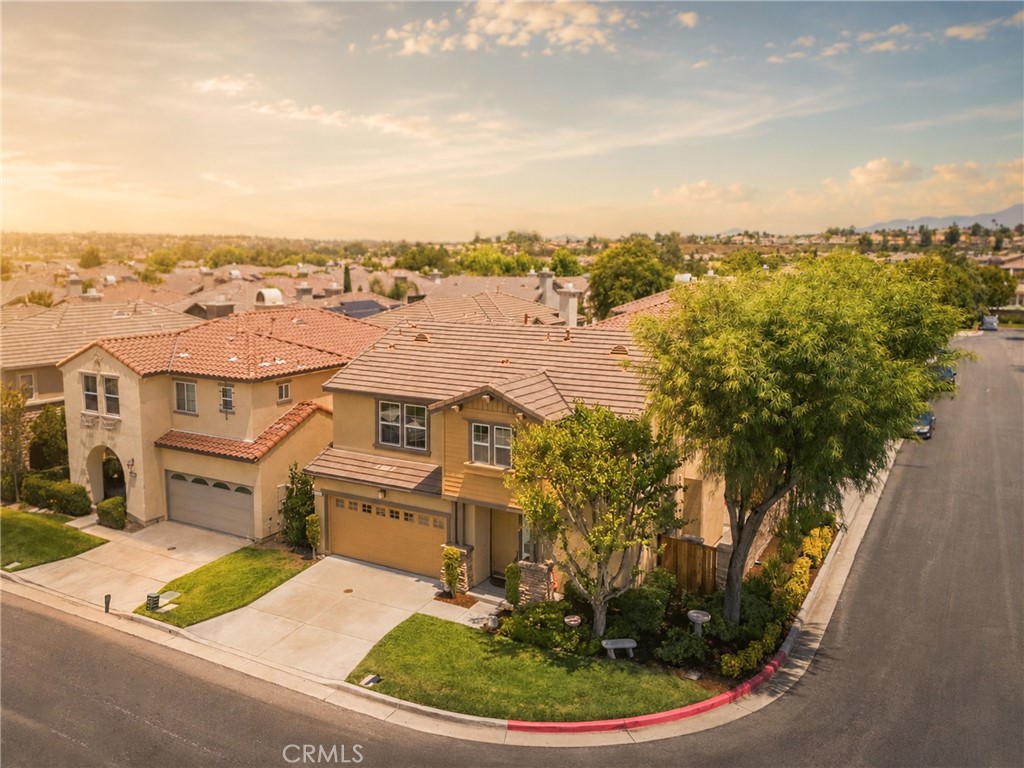 31598 Six Rivers Court Temecula, CA 92592 - Photo 1 of 43 a view of a city