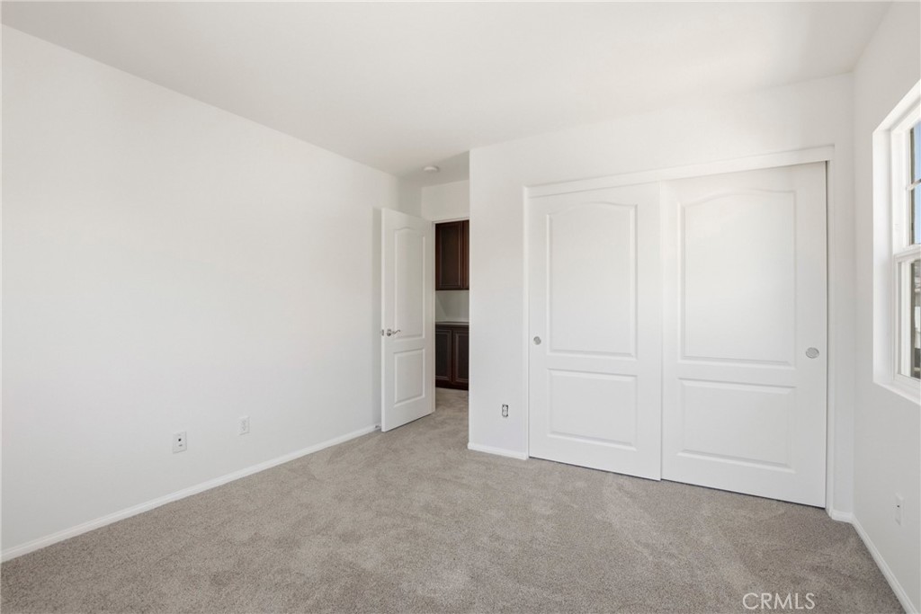 31598 Six Rivers Court Temecula, CA 92592 - Photo 30 of 43 a view of an empty room