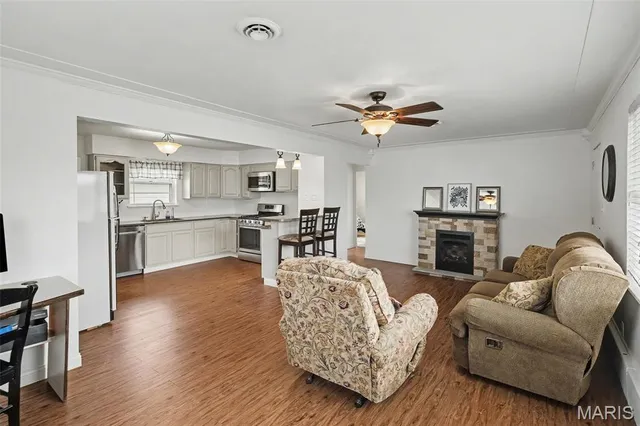 $170,000 | 334 Silver Street, Bethalto, IL 62010