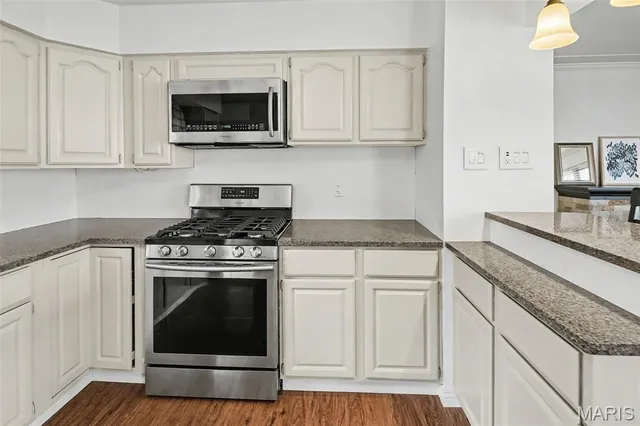 $170,000 | 334 Silver Street, Bethalto, IL 62010