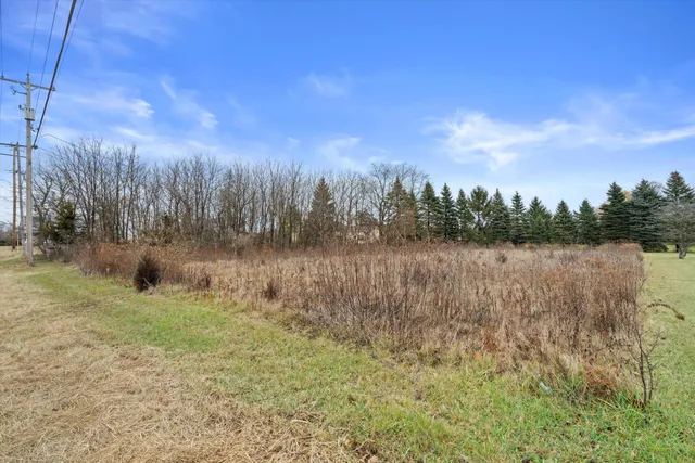 $139,000 | 6 6 Mile Road, Caledonia, WI 53126