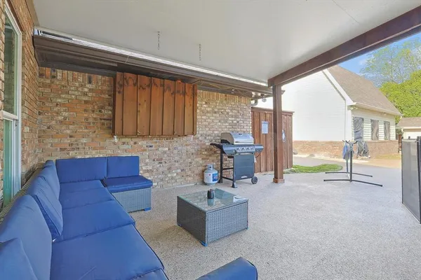 $3,500 | 3322 Darby Lane, Denton, TX 76207