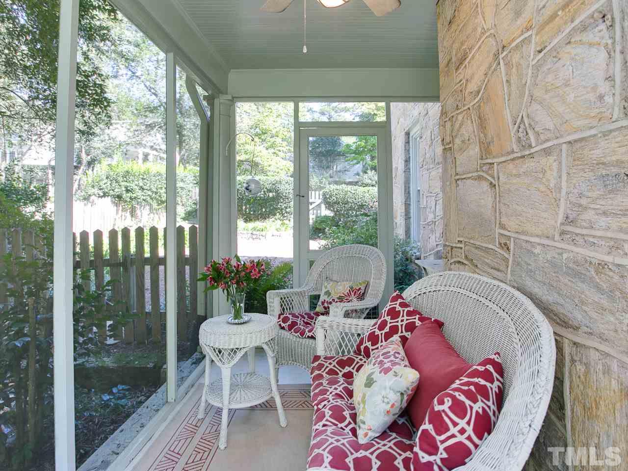 2513 Kenmore Drive Raleigh, NC 27608 - Photo 5 of 23 Gallery Image 5