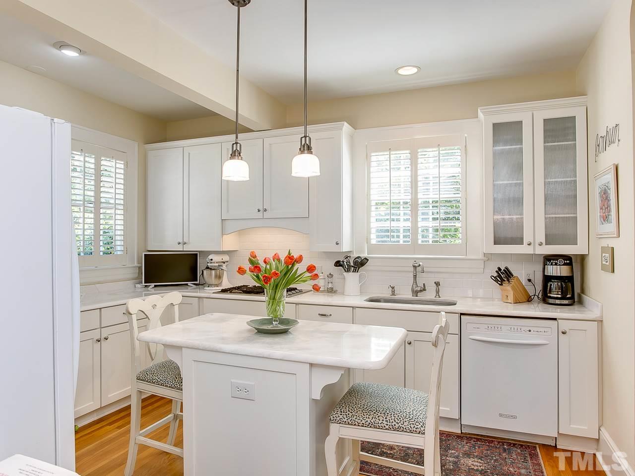 2513 Kenmore Drive Raleigh, NC 27608 - Photo 7 of 23 Gallery Image 7