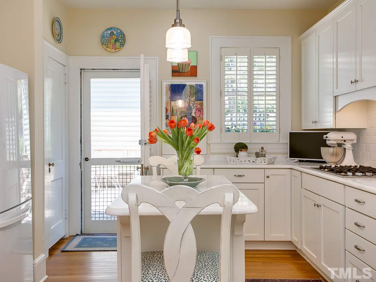2513 Kenmore Drive Raleigh, NC 27608 - Photo 8 of 23 Gallery Image 8