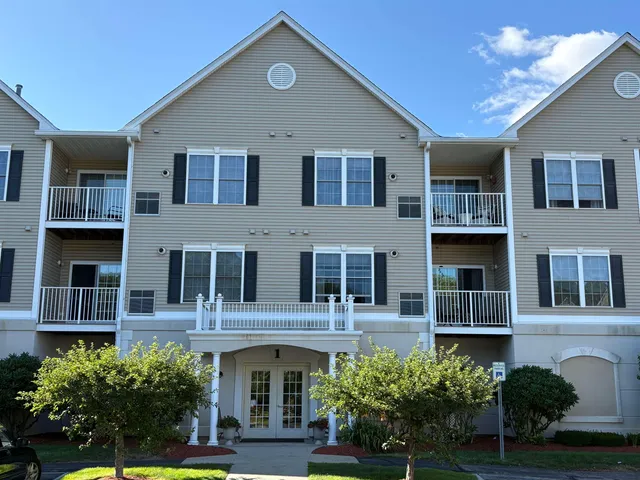 $2,500 | 59 Cluff Road, Unit 16, Salem, NH 03079