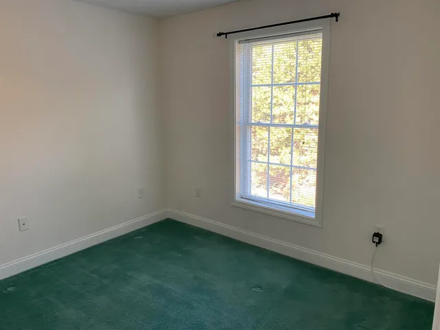 $2,500 | 59 Cluff Road, Unit 16, Salem, NH 03079