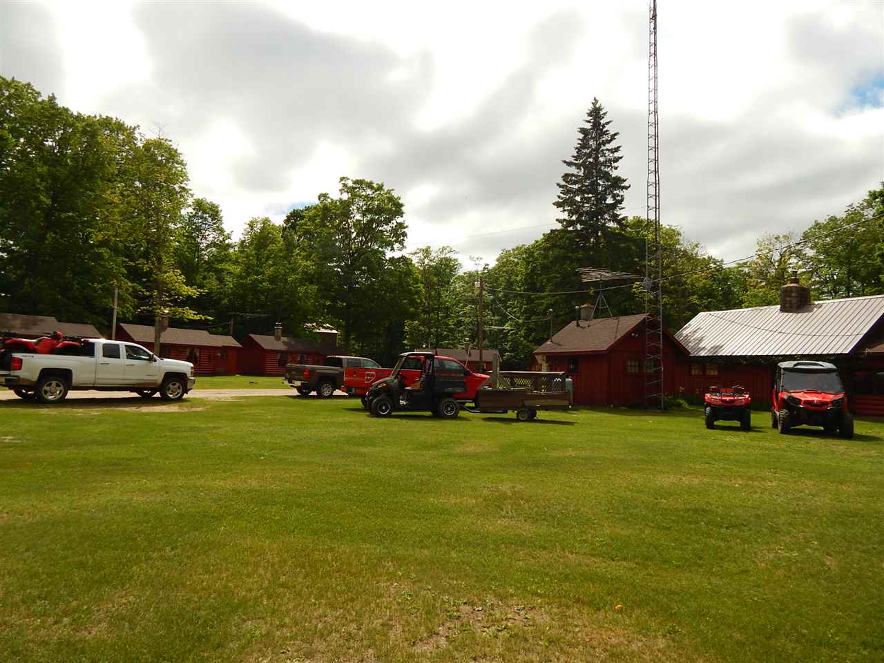 10770 South Hulbert Road Hulbert, MI 49748 - Photo 26 of 96 1818637-25.JPG