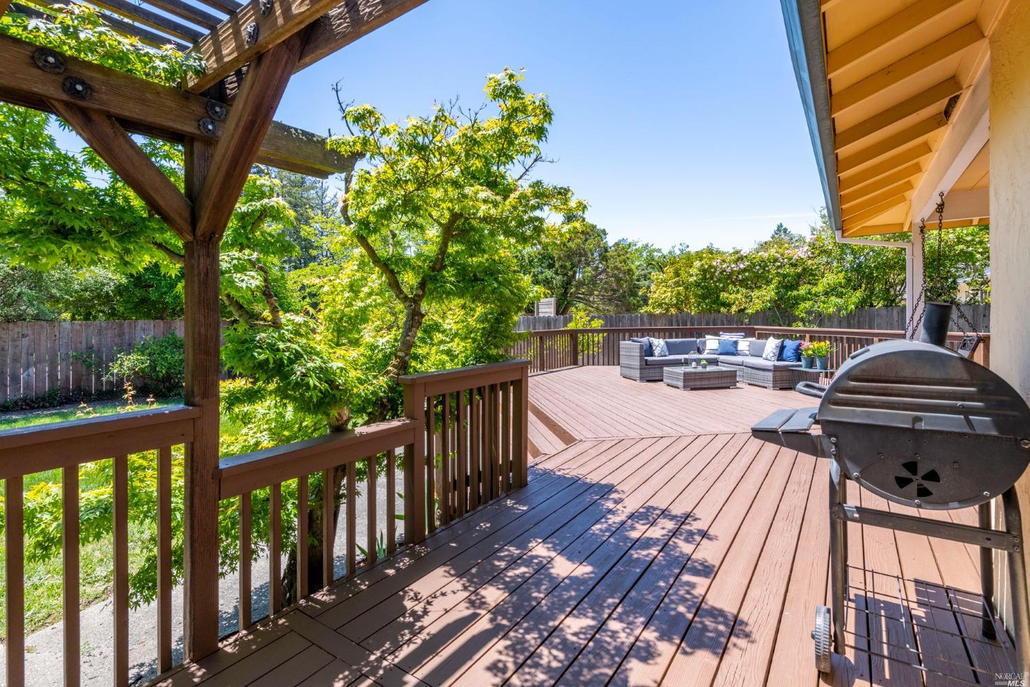 16 Loma Linda Road San Rafael, CA 94901 - Photo 34 of 46 a view of a balcony with chairs