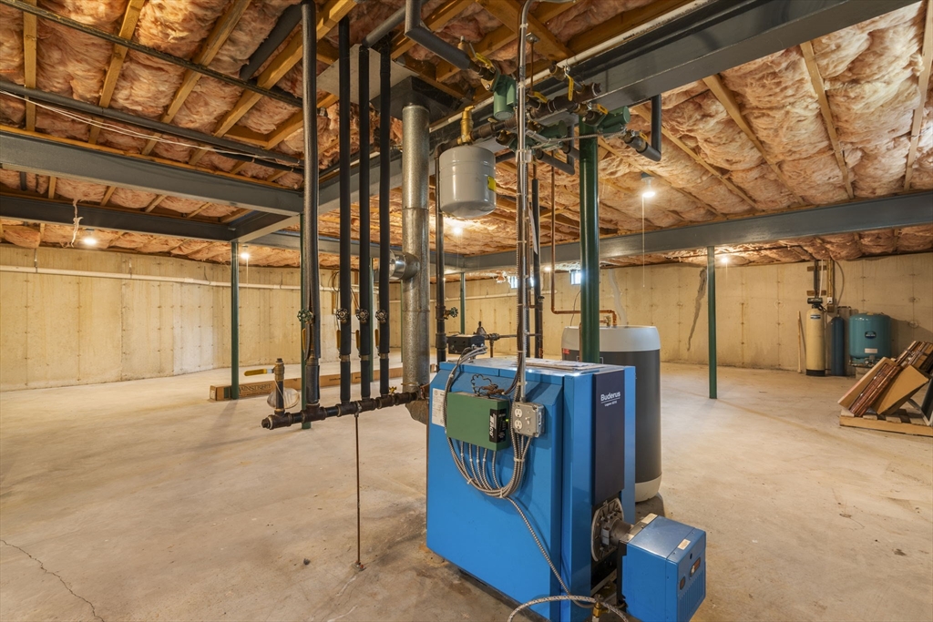 893 Cronin Road Warren, MA 01585 - Photo 29 of 38