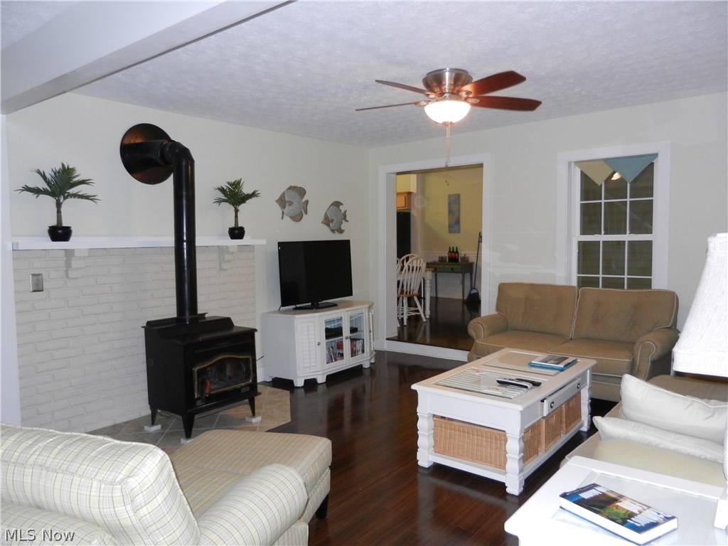185 Meechen Road Put In Bay, OH 43456 - Photo 6 of 21 Gallery Image 6