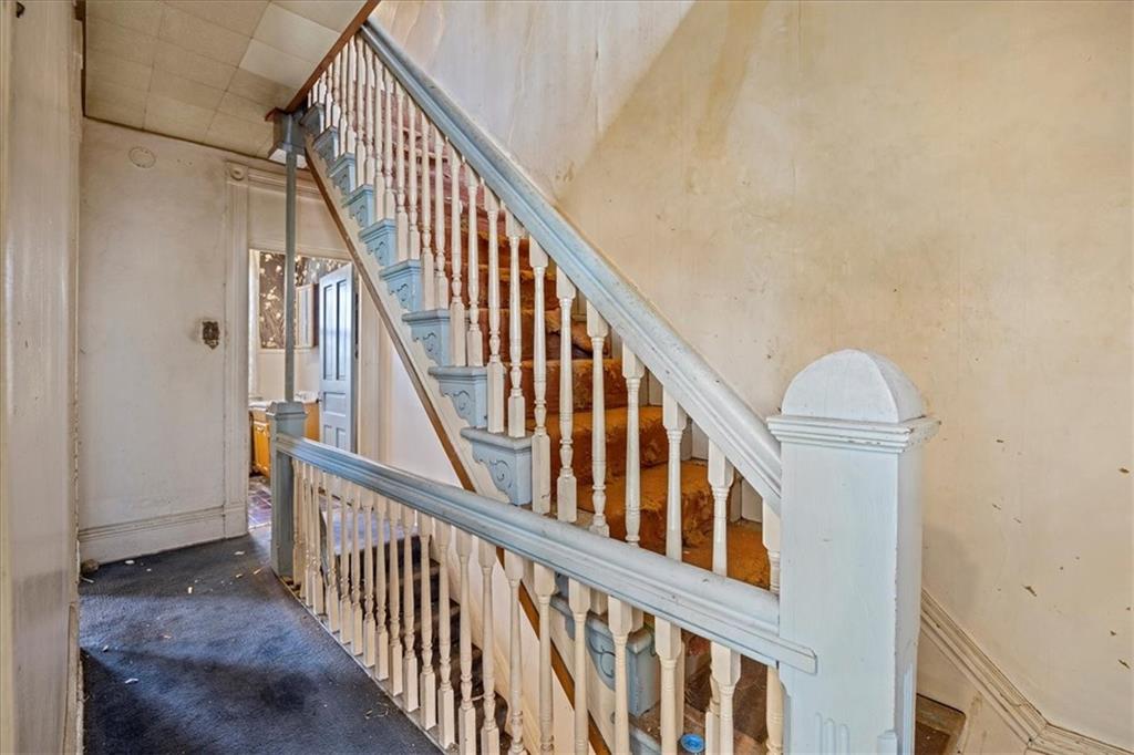 2627 Ellis Street Pittsburgh, PA 15214 - Photo 16 of 23