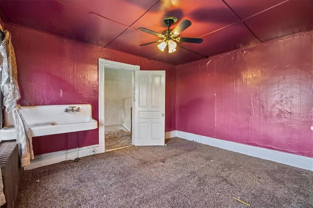 2627 Ellis Street Pittsburgh, PA 15214 - Photo 17 of 23