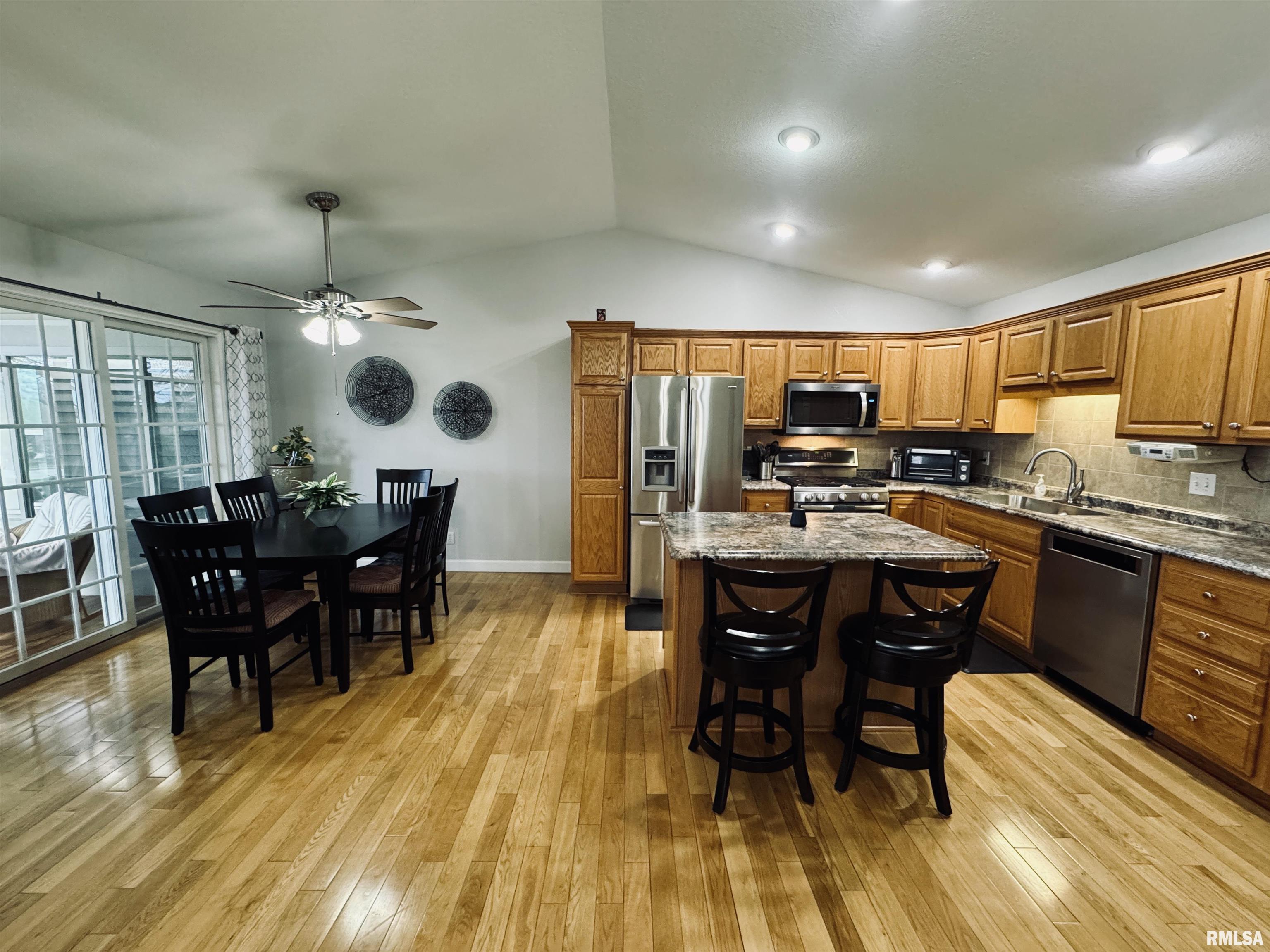 10905 North Rhonda Way Dunlap, IL 61525 - Photo 7 of 41