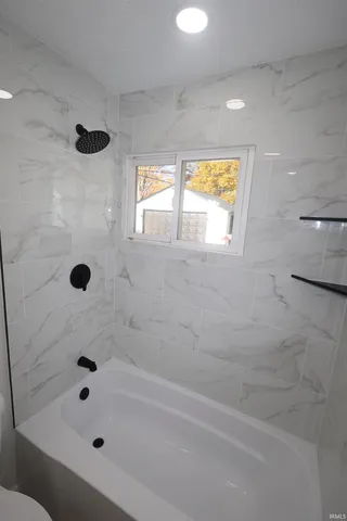 $184,900 | 19627 Southland Avenue, South Bend, IN 46614