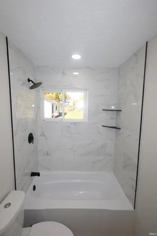 $184,900 | 19627 Southland Avenue, South Bend, IN 46614