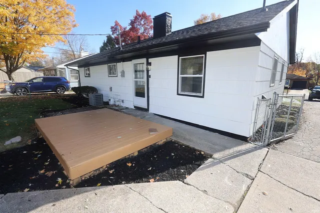 $184,900 | 19627 Southland Avenue, South Bend, IN 46614
