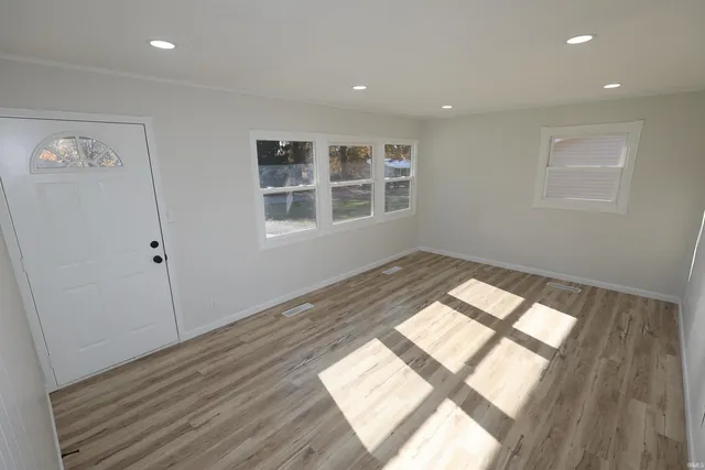 $184,900 | 19627 Southland Avenue, South Bend, IN 46614