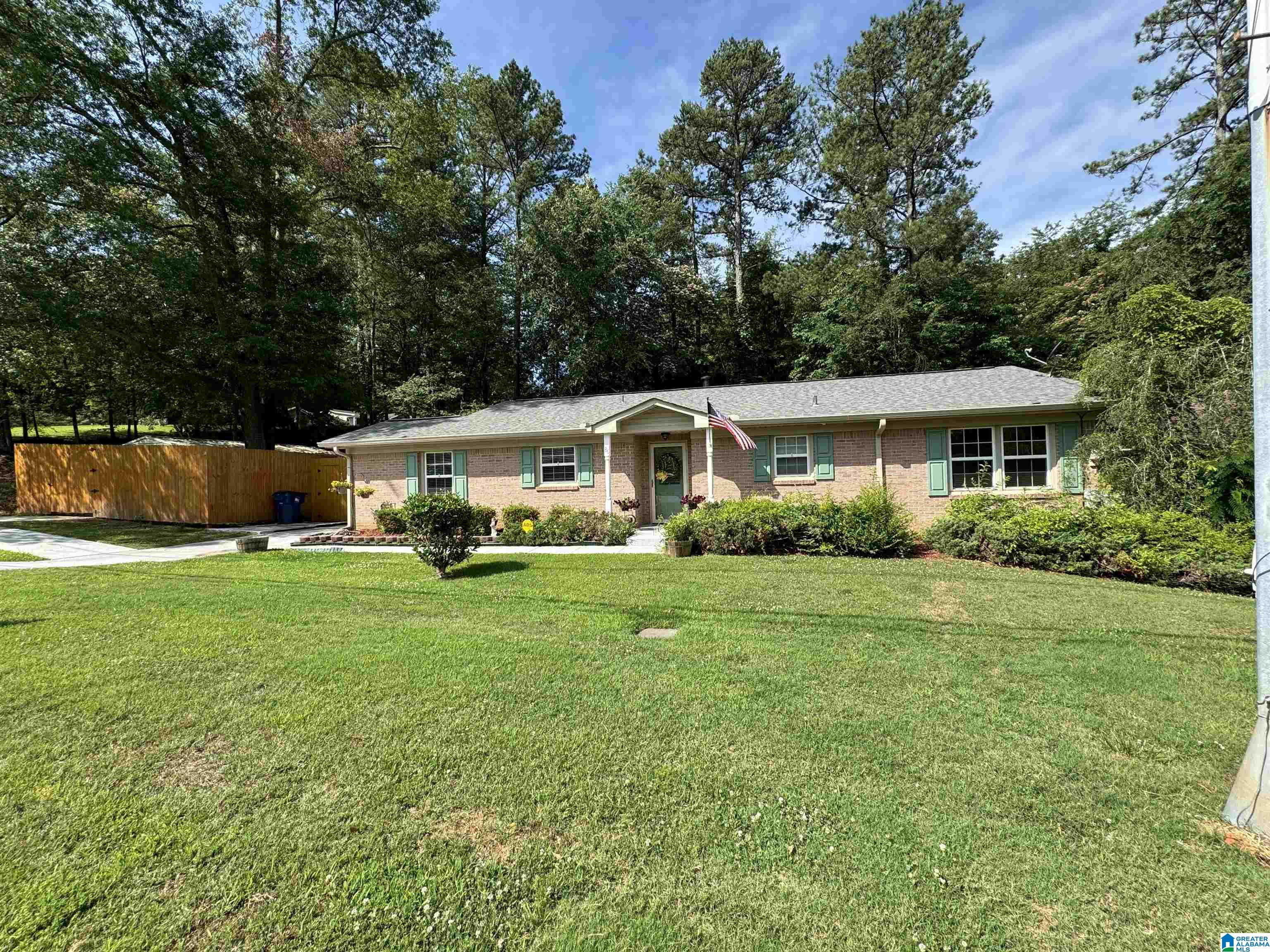 86 Wirans Road Anniston, AL 36205 - Photo 5 of 27