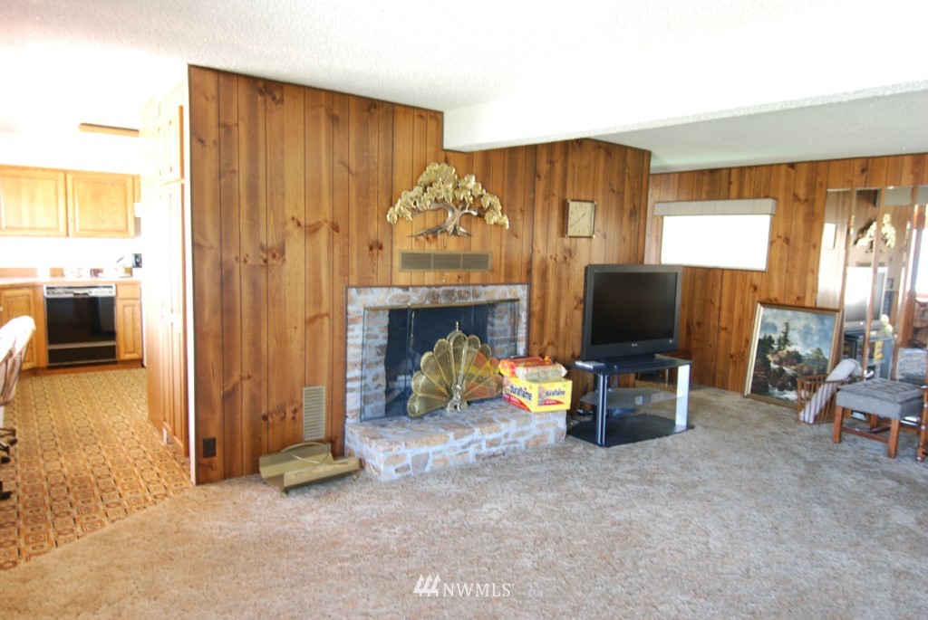 1952 South Lakeshore Road Chelan, WA 98816 - Photo 13 of 24 Gallery Image 13