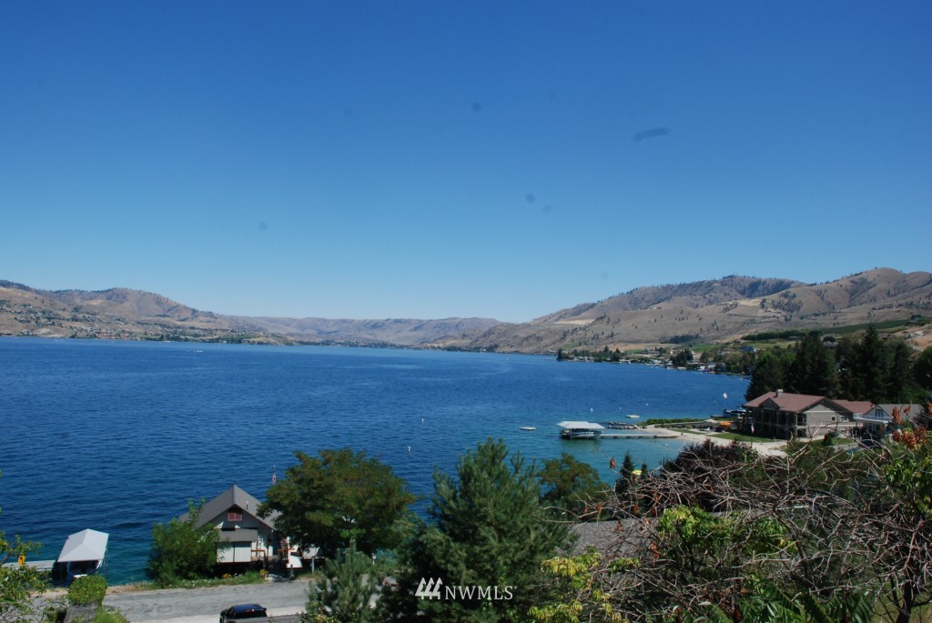 1952 South Lakeshore Road Chelan, WA 98816 - Photo 24 of 24 Gallery Image 24