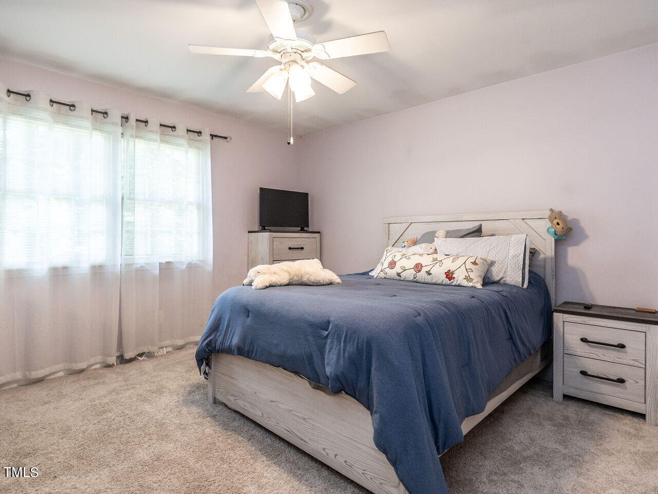 1713 Medfield Road Raleigh, NC 27607 - Photo 28 of 41 027-1280x960-bedroom