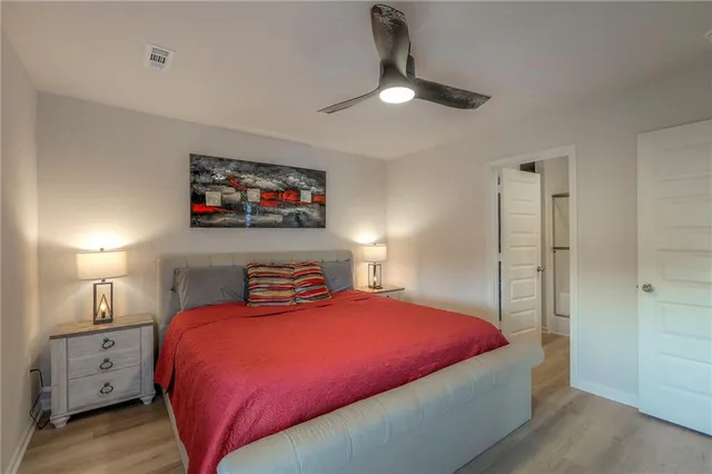 $289,900 | 435 East Park Hill Drive, Tonganoxie, KS 66086