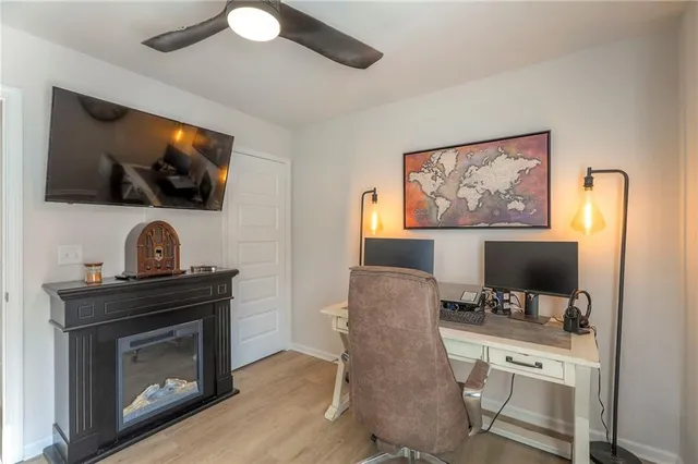 $289,900 | 435 East Park Hill Drive, Tonganoxie, KS 66086