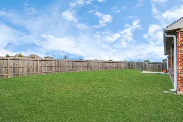 $2,750 | 9607 Slumbering Willow Lane, Richmond, TX 77406