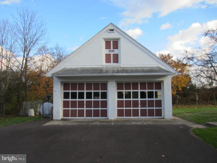 131 Headquarters Road Erwinna, PA 18920 - Photo 7 of 19
